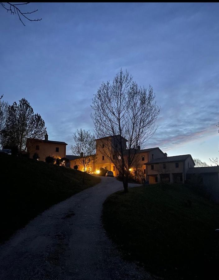 Villa Agriturismo Il Covo Del Solengo à Valtopina Extérieur photo